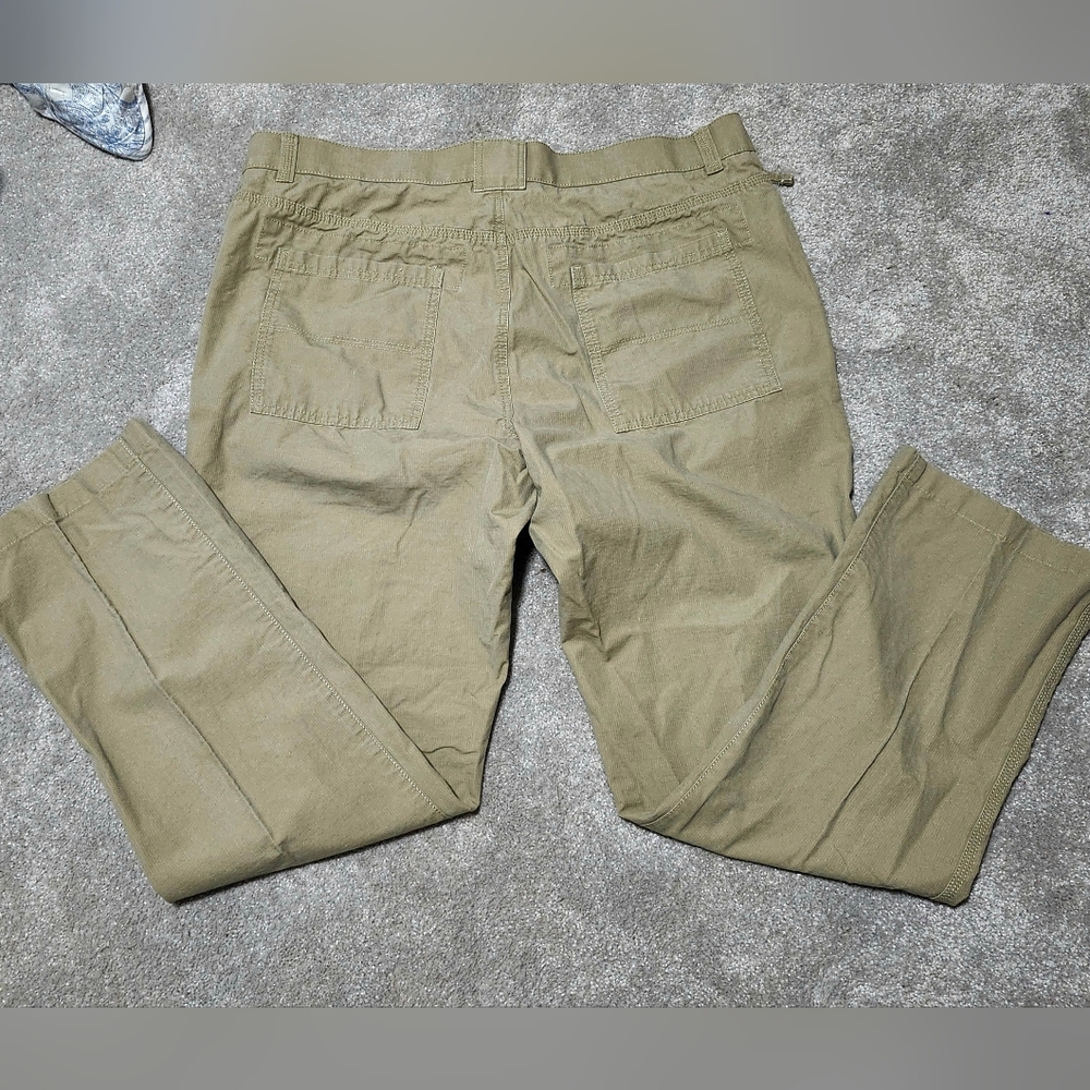 L.L. Bean Men's 100% Cotton Standard Fit Durable Khaki‎ Pants Size 40x31